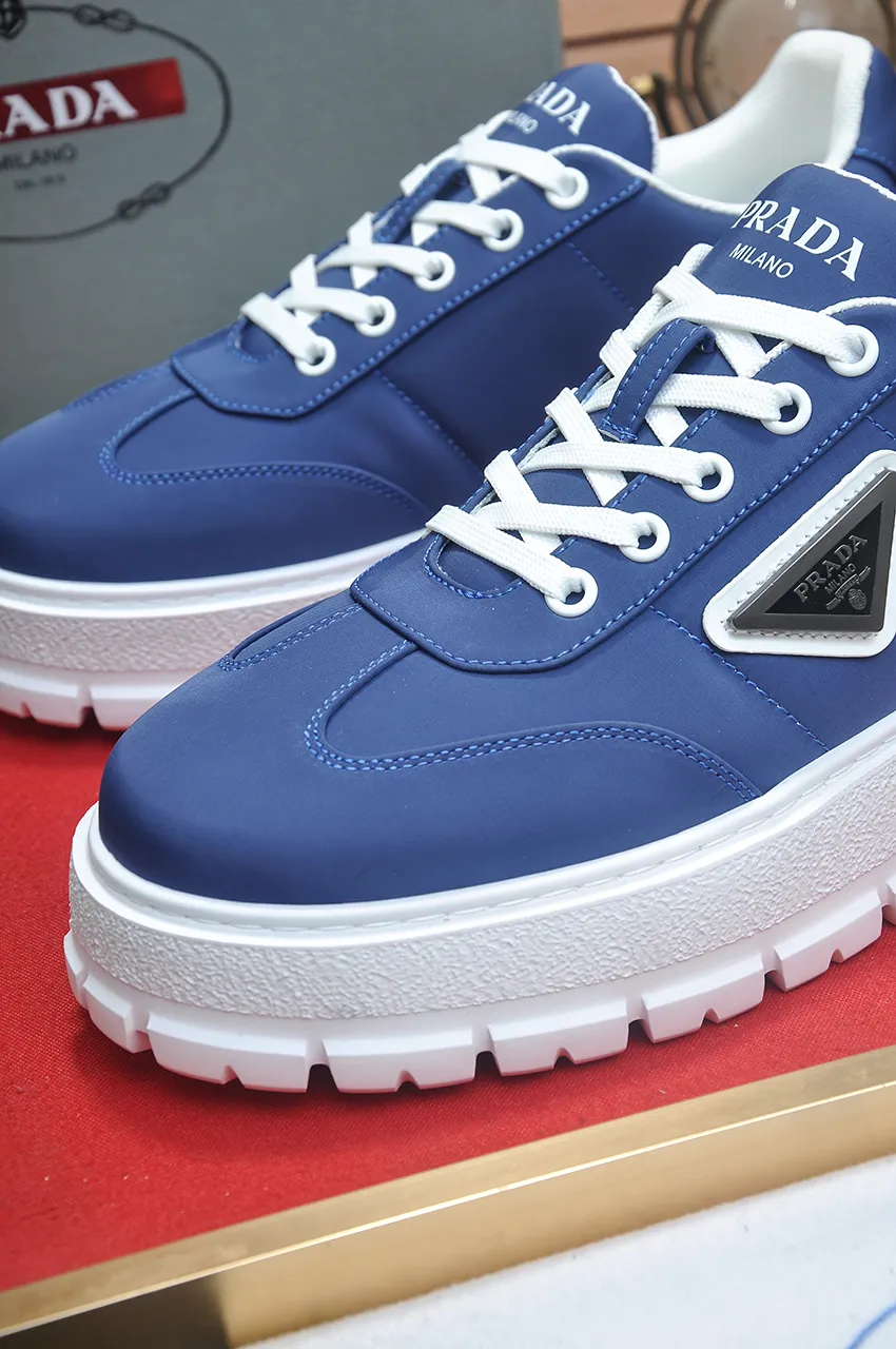 Men's shoes 💰580💶 [PRADA] Top original items, new seasonal styles, high-quality original items, top-grade high-mercerized cowhide combined with original breathable fabric + imported glue, imported stretch fabric inside with original cowhide feet, original thick outsole! Quality guaranteed! Code 38-45 (45 customized)